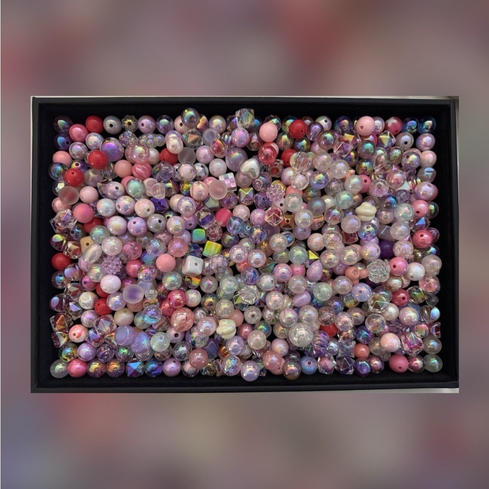 CRAFTING - Assorted Acrylic Bead Collection in Pink and Iridescent - 400+ beads